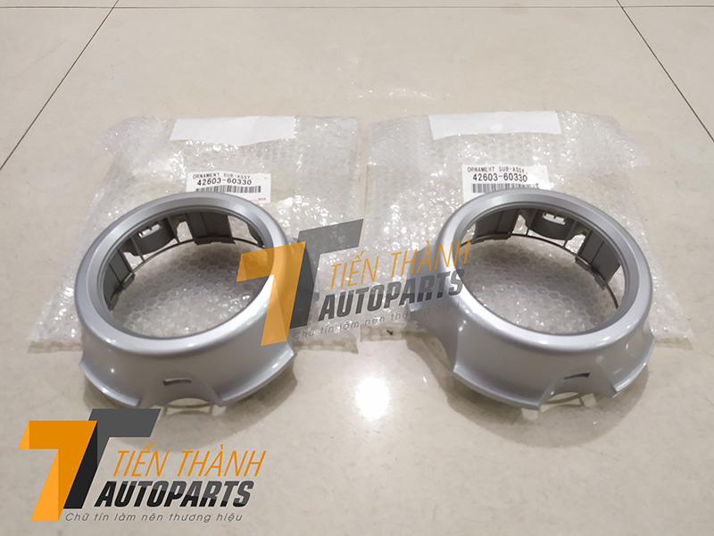 Chụp đầu moay ơ trước Land FZJ100 (Cài cầu cơ)